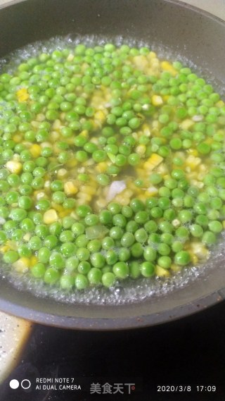 青豆玉米粒的做法步骤：2
