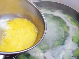 “ 快手汤 ”黄瓜蛋花汤的做法步骤：7