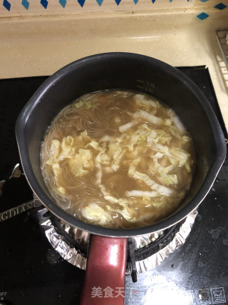 鸭胗酸辣粉丝汤的做法步骤：16