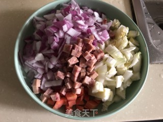 火腿丁蔬菜咖喱的做法步骤：3