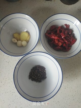 自制麻辣烫的做法步骤：2