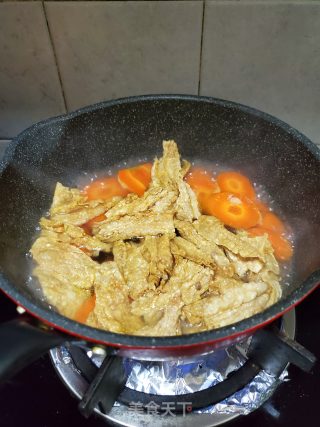 鱼骨胡萝卜白菜煲的做法步骤：8