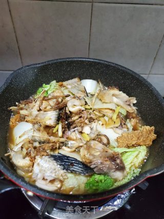 鱼骨胡萝卜白菜煲的做法步骤：12