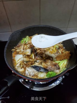 鱼骨胡萝卜白菜煲的做法步骤：13