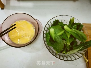 青菜鸡蛋汤的做法步骤：1