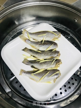 蒸鱼干的做法步骤：6