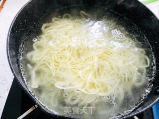 懒人早餐&葱油拌面的做法步骤：6
