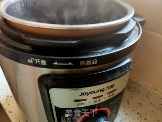 大米红豆粥的做法步骤：3