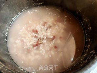 大米红豆粥的做法步骤：4
