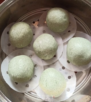 春天艾草香，做一份艾草团子尝一尝，做法材料都十分简单，一起来做吧！的做法步骤：10