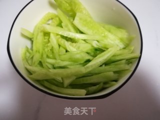 快手汤清爽黄瓜汤的做法步骤：1