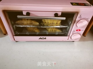 牛角包的做法步骤：11