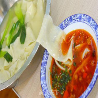 学做陕西裤带面的做法步骤：4