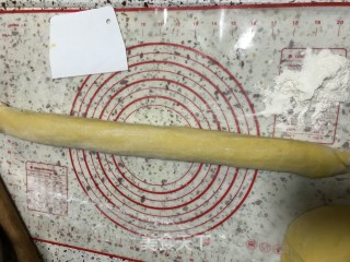 南瓜栗香蜜豆卷的做法步骤：12