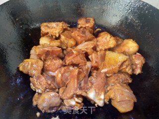 红烧鸡块♥的做法步骤：6