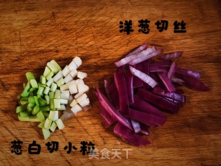 红烧蹄筋虎皮鹌鹑蛋的做法步骤：4