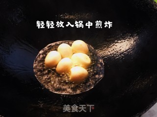 红烧蹄筋虎皮鹌鹑蛋的做法步骤：8