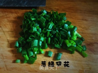 红烧蹄筋虎皮鹌鹑蛋的做法步骤：23