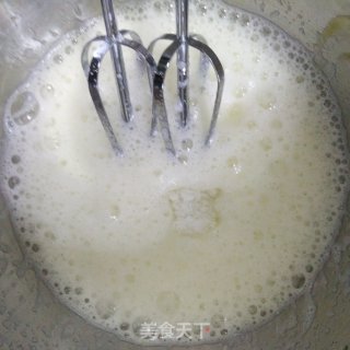 戚风蛋糕的做法步骤：7