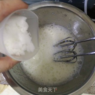戚风蛋糕的做法步骤：8