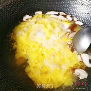 香菇鸡蛋汤的做法步骤：5