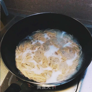 最简单好吃的口味拌面的做法步骤：3