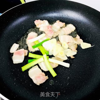 手撕包菜的做法步骤：3