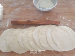 猪肉萝卜肉渣包子的做法步骤：15