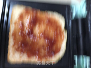 香蕉果酱三明治的做法步骤：3