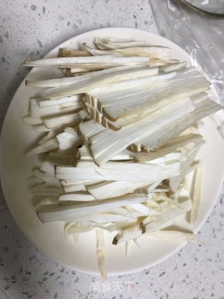 鱼香杏鲍菇的做法步骤：2