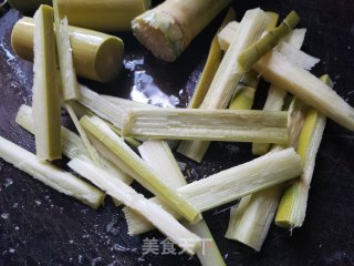 金桔甘蔗水的做法步骤：1