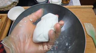 芝士爆浆年糕，制作简单，一个不粘锅就搞定，软糯糯的超好吃的做法步骤：2