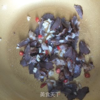 胡萝卜和腊肉的邂逅的做法步骤：5