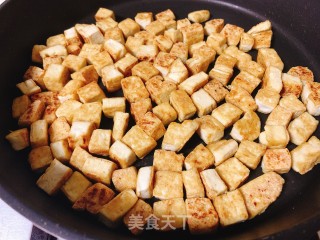 双椒炒豆腐的做法步骤：4