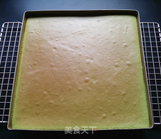 抹茶奶油蛋糕卷的做法步骤：14