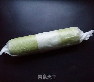 抹茶奶油蛋糕卷的做法步骤：18
