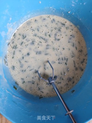 韭菜鸡蛋饼的做法步骤：5