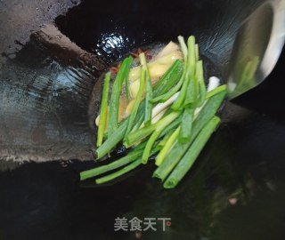 红炖牛腩块的做法步骤：4