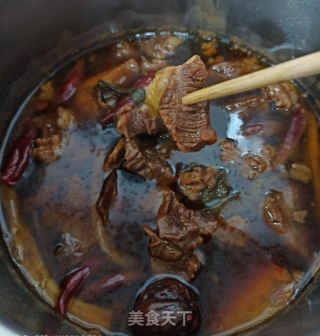 红炖牛腩块的做法步骤：9