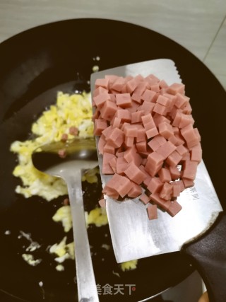 蛋炒饭的做法步骤：3