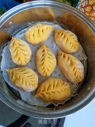 南瓜发面梅干菜包子的做法步骤：8