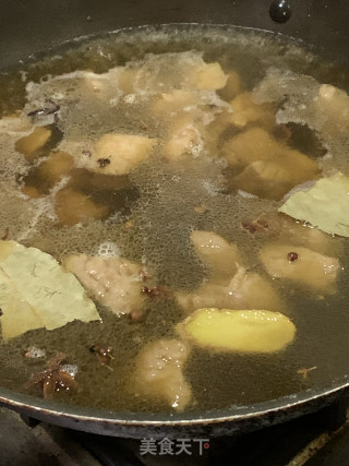 土豆烧牛腩的做法步骤：4