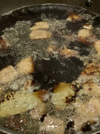 土豆烧牛腩的做法步骤：5