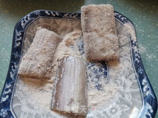 带鱼炖豆腐的做法步骤：3