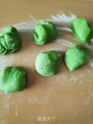 菠菜馒头的做法步骤：10