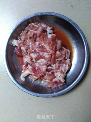 白玉菇炒肉片的做法步骤：1