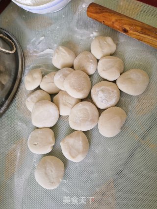 肉球牛肉蒸饺的做法步骤：3