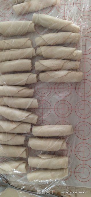 蛋黄酥的做法步骤：10