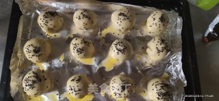 蛋黄酥的做法步骤：14