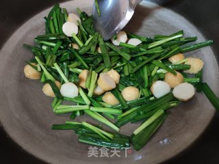 韭菜炒豆芽的做法步骤：5